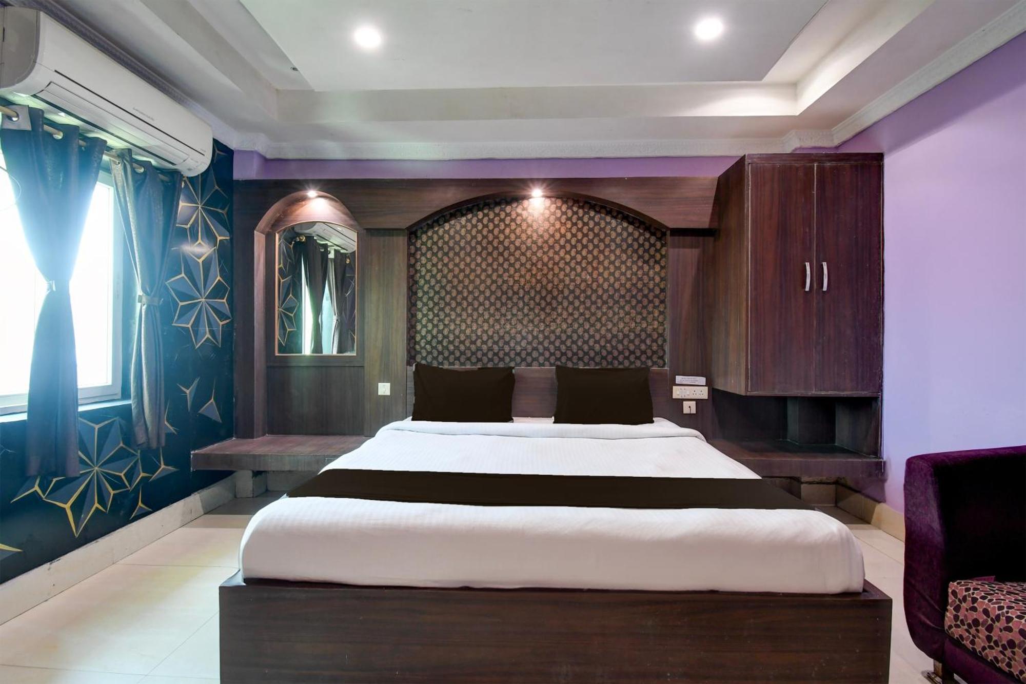 Hotel O Blue Royal Bhuvanesvar Kültér fotó
