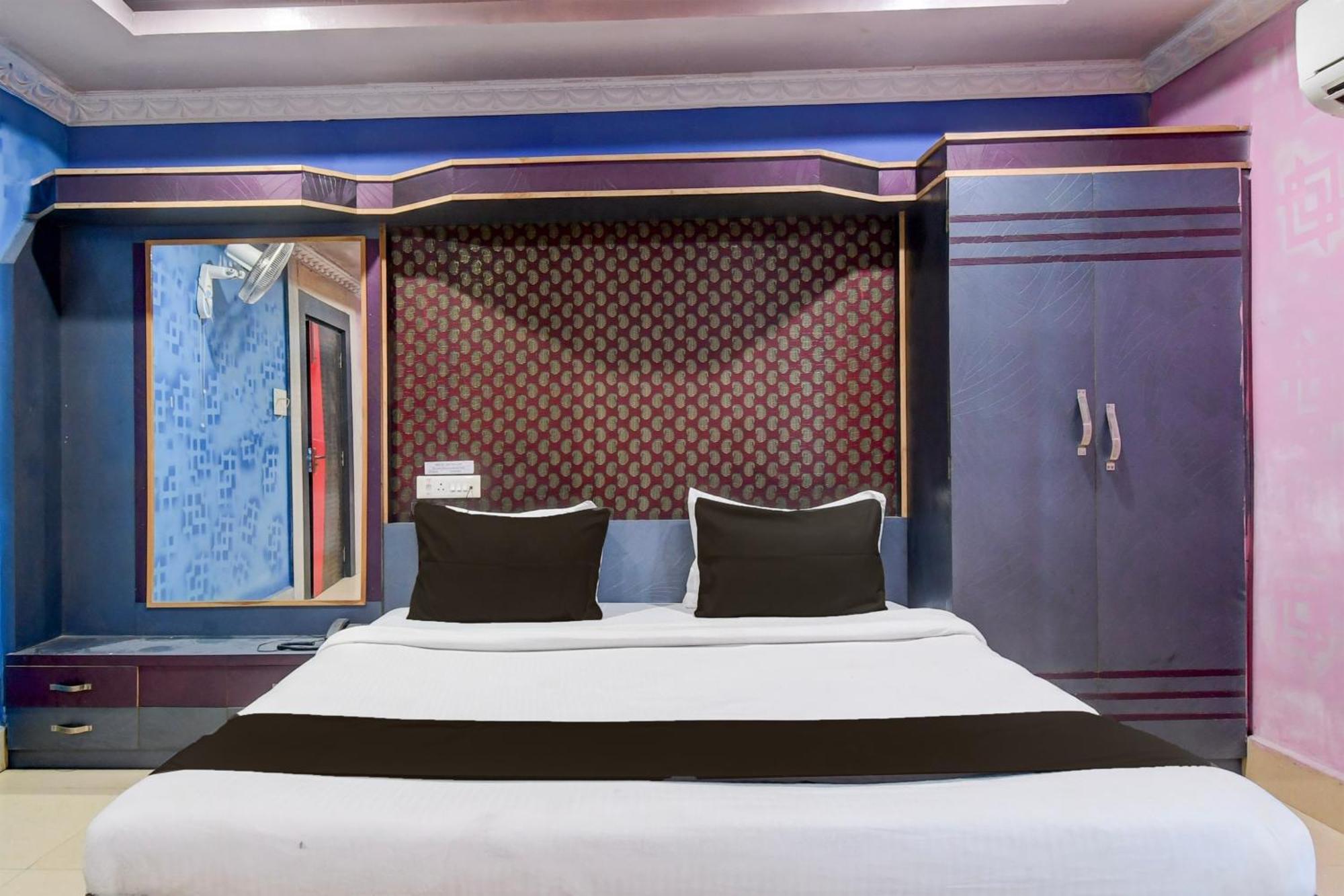 Hotel O Blue Royal Bhuvanesvar Kültér fotó
