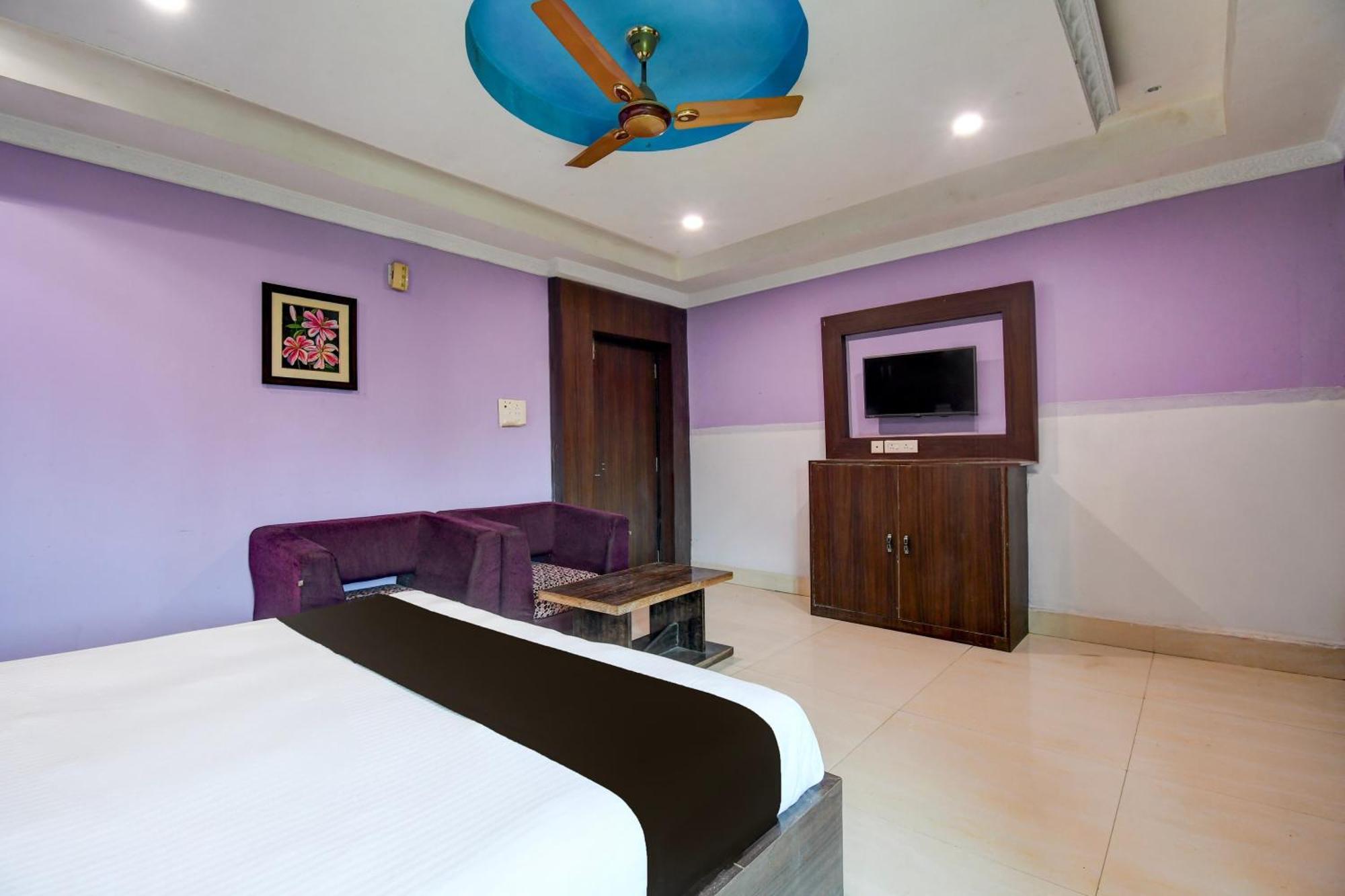 Hotel O Blue Royal Bhuvanesvar Kültér fotó