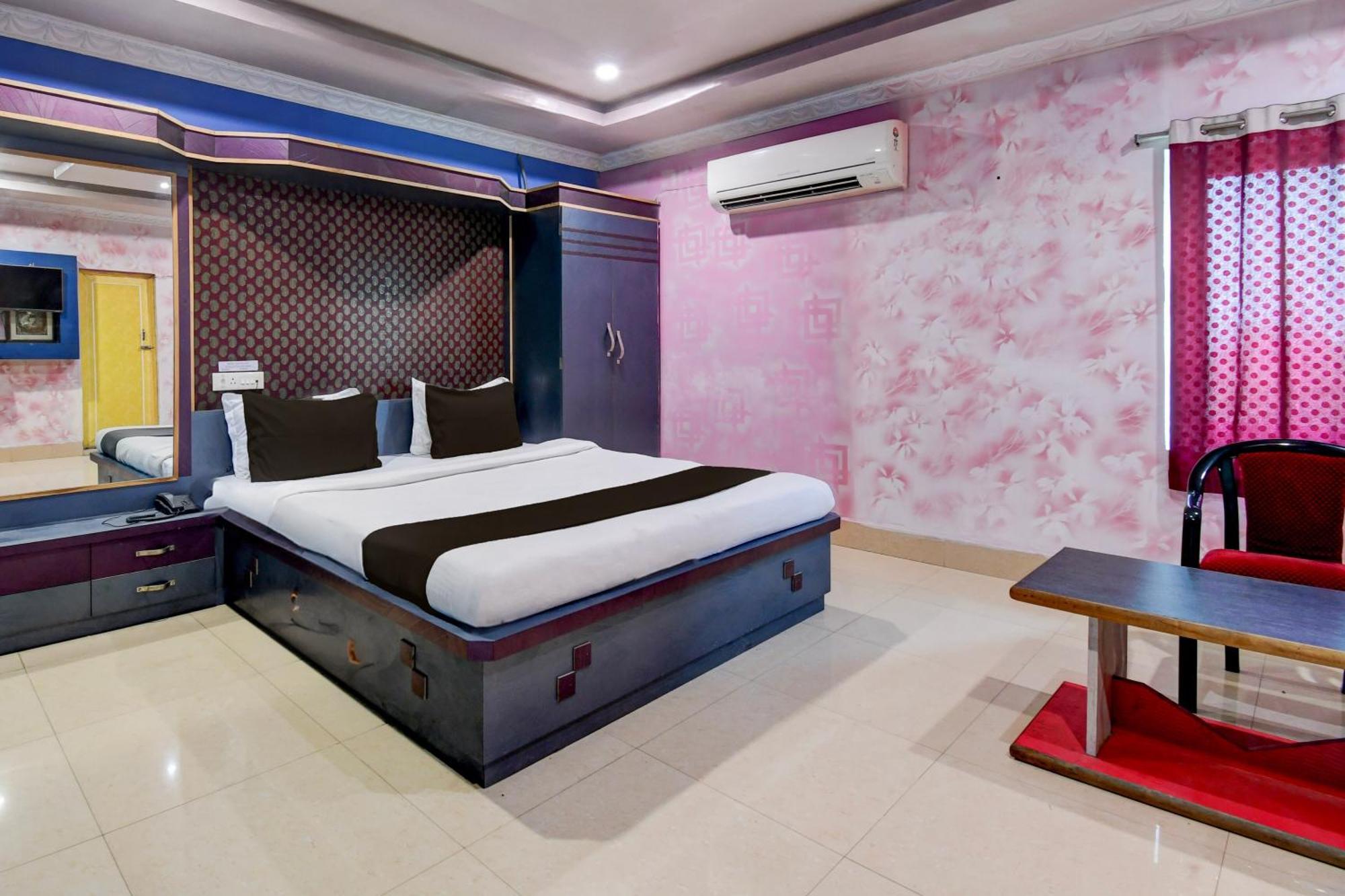 Hotel O Blue Royal Bhuvanesvar Kültér fotó