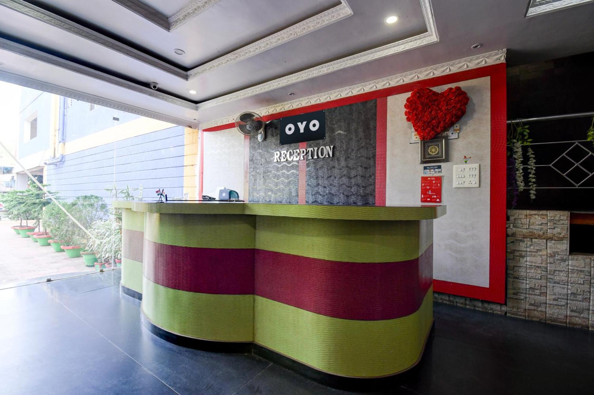 Hotel O Blue Royal Bhuvanesvar Kültér fotó