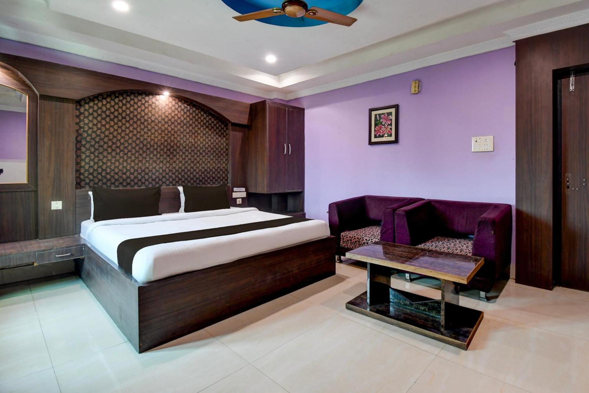 Hotel O Blue Royal Bhuvanesvar Kültér fotó
