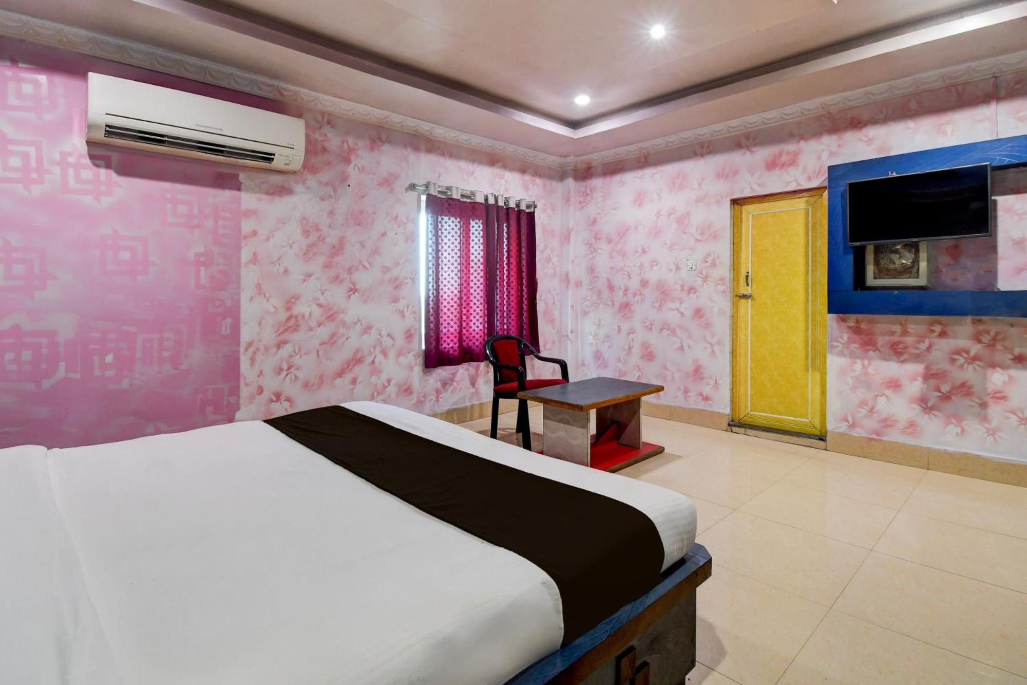 Hotel O Blue Royal Bhuvanesvar Kültér fotó